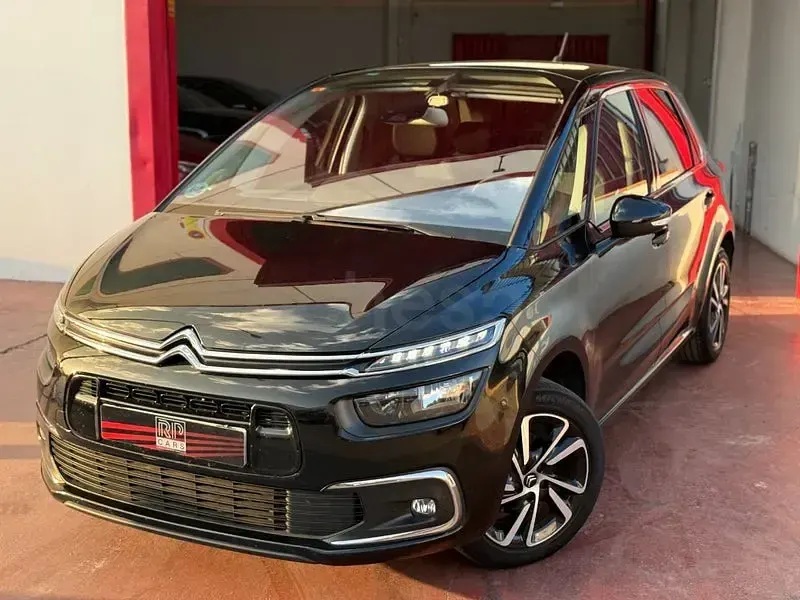 Usado Citroën C4 SpaceTourer Feel 130 CV (95 kW) 2019 Negro Monovolumen
