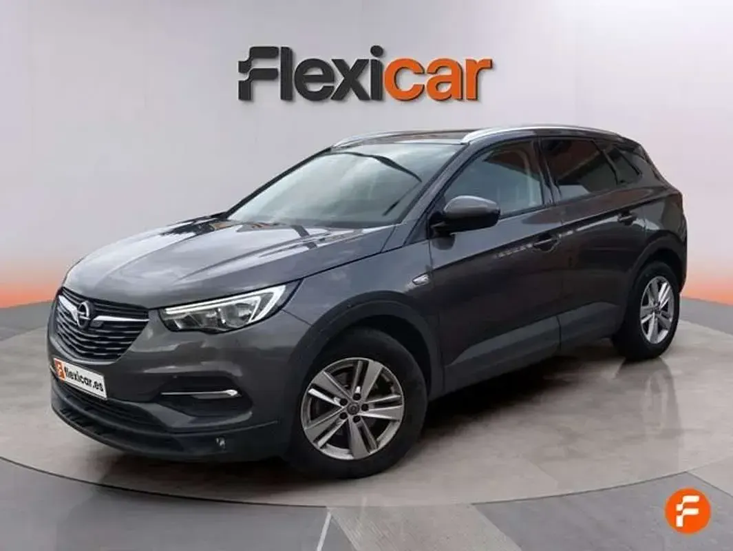 Usado Opel Grandland X Excellence 131 CV (96 kW) 2018 Gris SUV