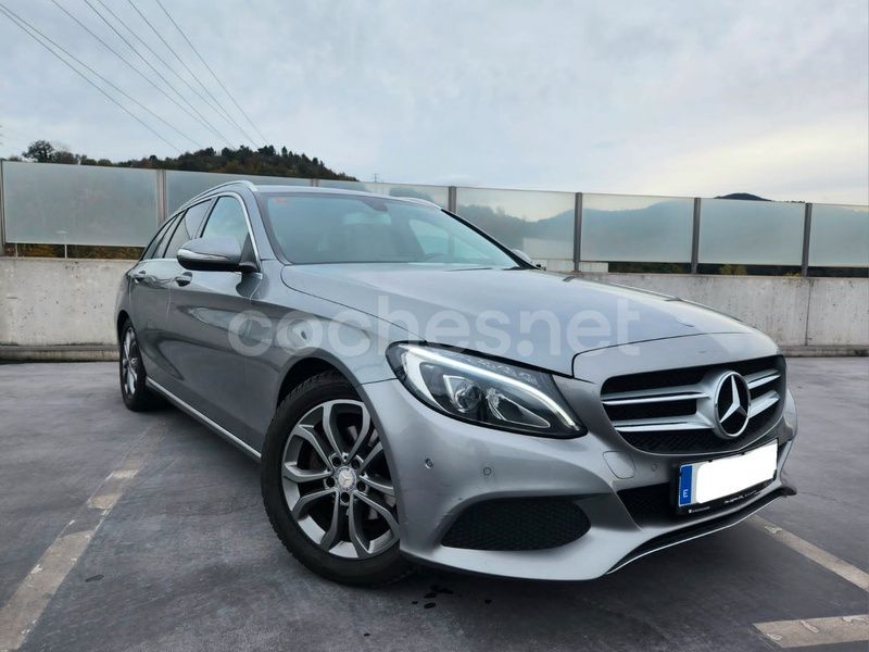 Usado Mercedes C220 170 CV (125 kW) 2016 Gris / plata Familiar