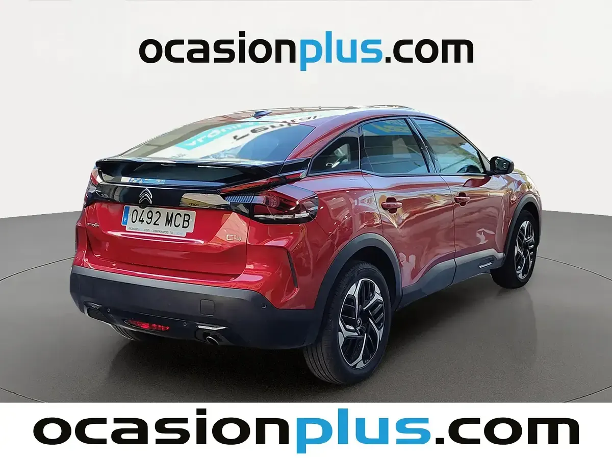 Usado Citroën C4 Feel 131 CV (96 kW) 2022 Rojo SUV