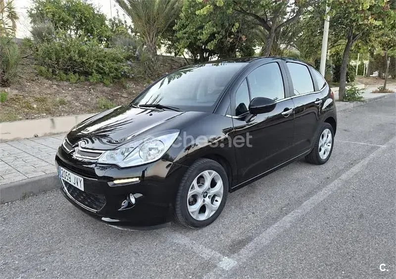 Usado Citroën C3 Feel 82 CV (60 kW) 2016 Negro Berlina