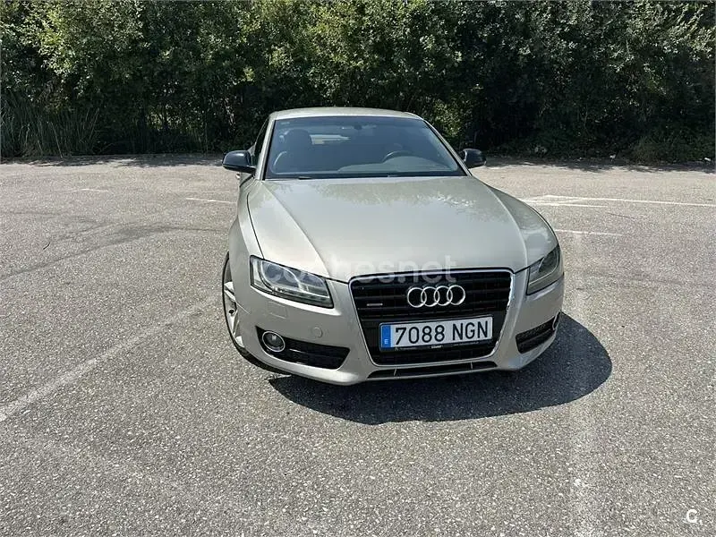 Usado Audi A5 240 CV (176 kW) 2008 Beige Coupe