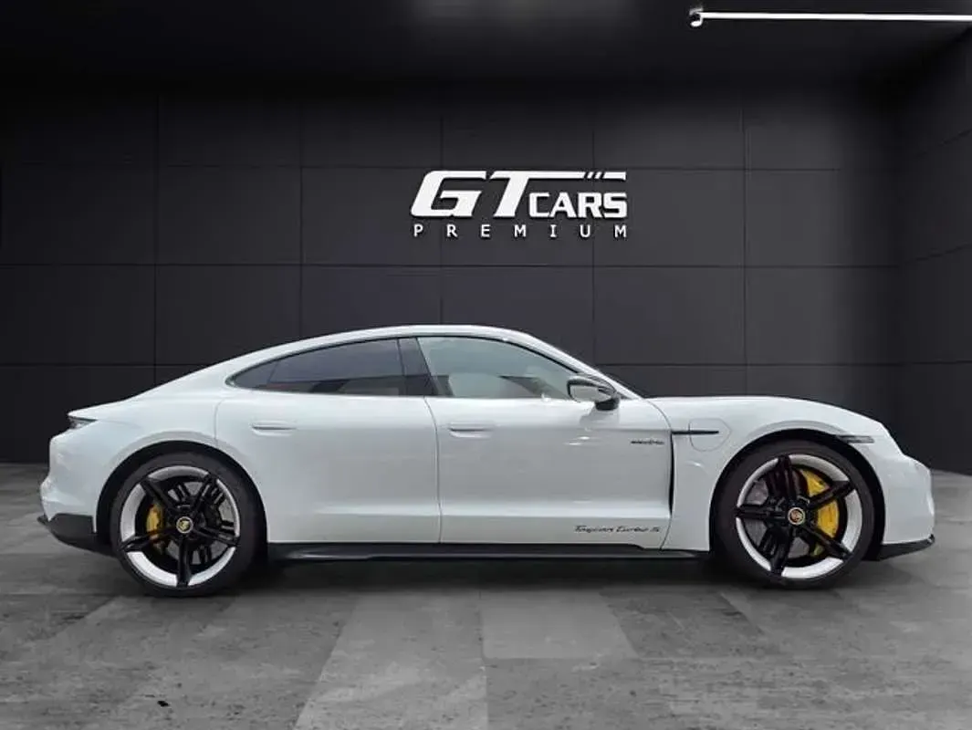 Usado Porsche Taycan Turbo S 700 kW (952 CV) 2022 Blanco Berlina
