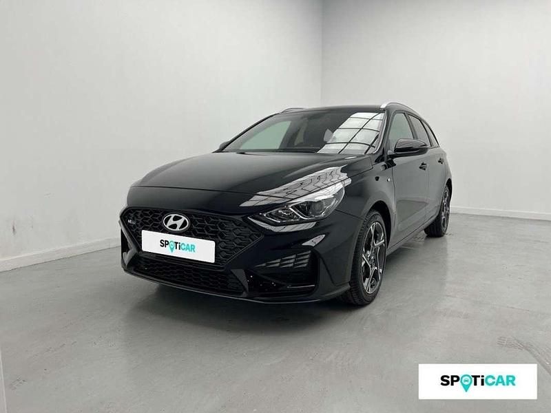 Nuevo Hyundai i30 N Line 120 CV (88 kW) 2025 Negro Familiar