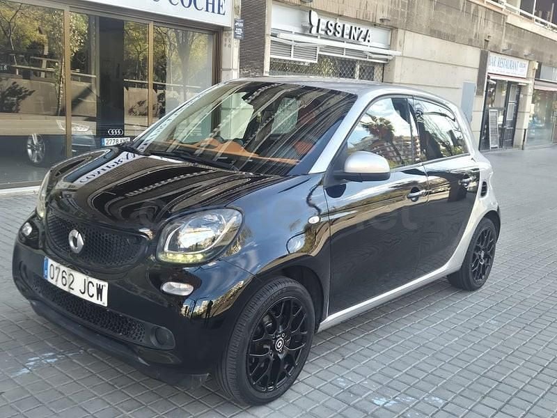 Negro Usado 2015 Smart ForFour Passion Utilitario | 7500 € (Precio justo) - Imagen 1/4