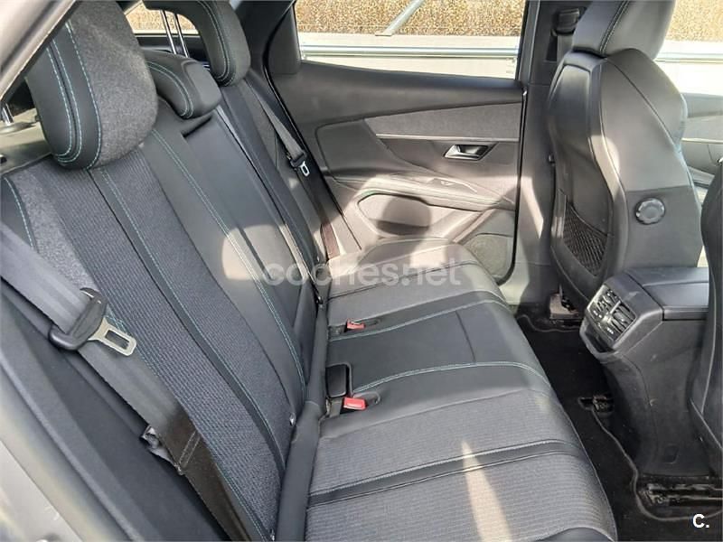 Usado Peugeot 3008 Allure 300 CV (220 kW) 2021 Gris / plata SUV