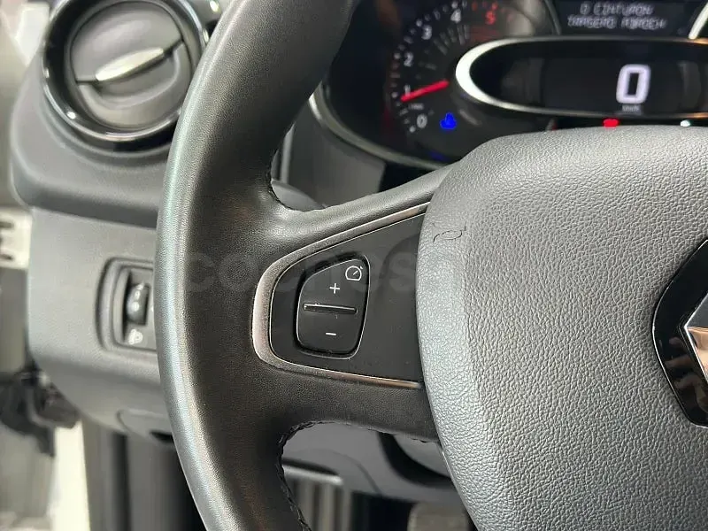 Usado Renault Clio IV LIMITED 90 CV (66 kW) 2019 Blanco Berlina