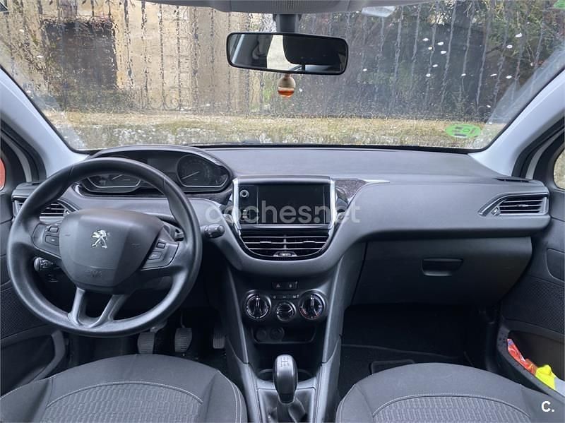 Usado Peugeot 208 Active 75 CV (55 kW) 2018 Blanco Utilitario