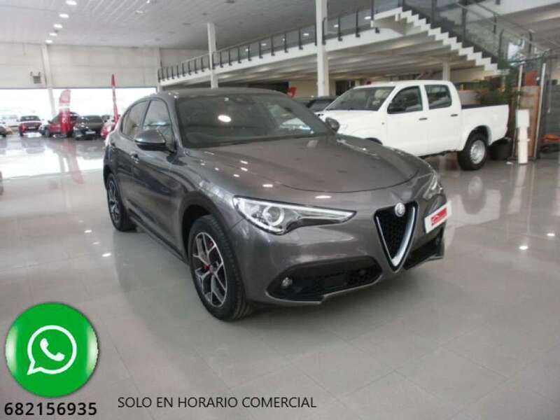 Gris Usado 2018 Alfa Romeo Stelvio Super SUV | 37.800 € - Imagen 1/4