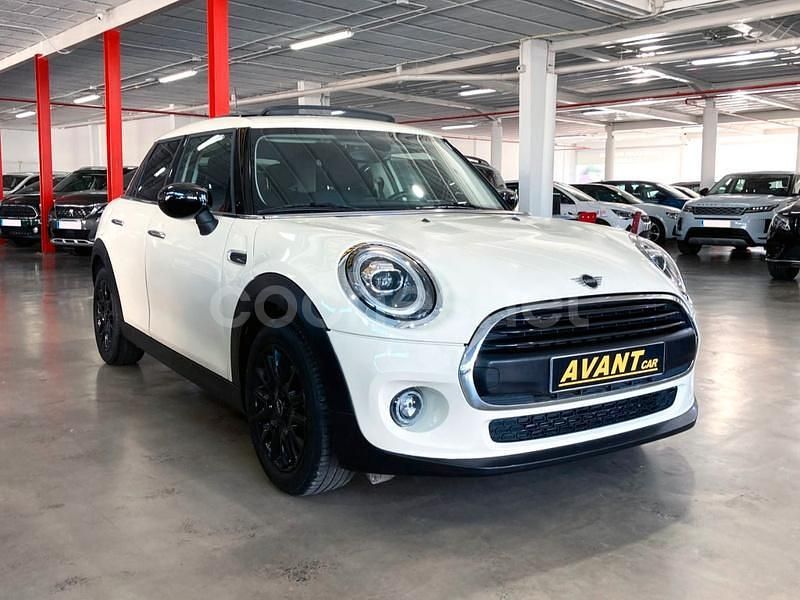 Usado Mini ONE 102 CV (75 kW) 2019 Beige Utilitario