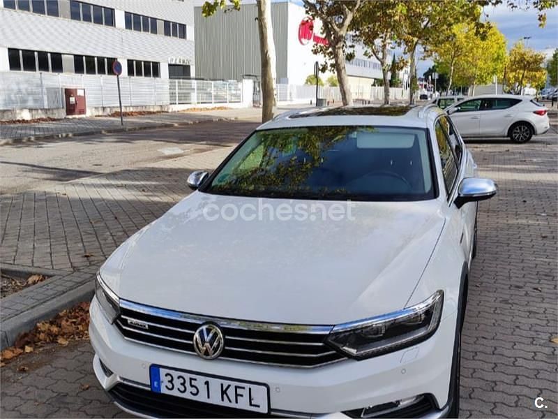 Blanco Usado 2017 VW Passat Alltrack Familiar | 22.000 € - Imagen 1/4