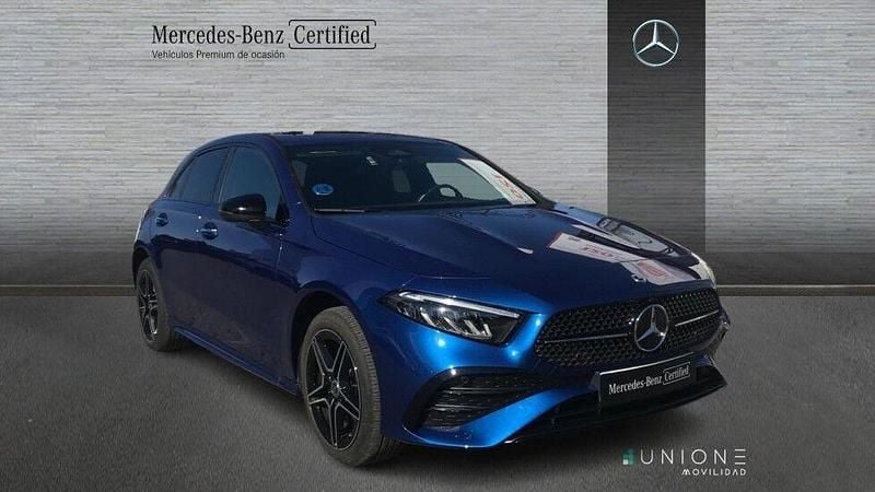 Usado Mercedes A250 218 CV (160 kW) 2024 Azul Berlina