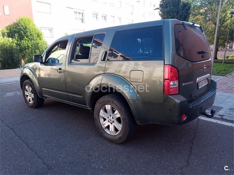 Verde Usado 2006 Nissan Pathfinder SE SUV | 8800 € - Imagen 1/4