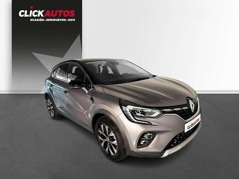 Usado Renault Captur Techno 91 CV (66 kW) 2023 Gris SUV
