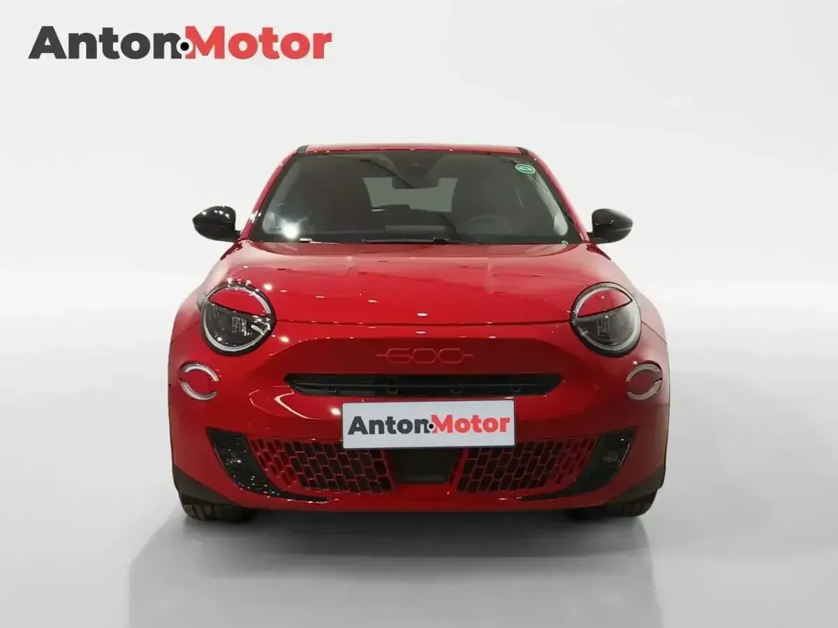 Nowe Fiat 600E La Prima 114 kW (156 KM) 2025 Czerwony