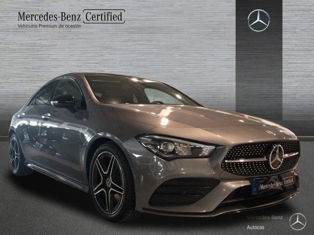 Usado Mercedes CLA200 AMG line 163 CV (119 kW) 2020 Gris montaña