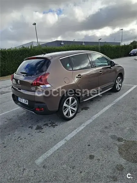 Usado Peugeot 3008 GT-line 150 CV (110 kW) 2016 Granate SUV