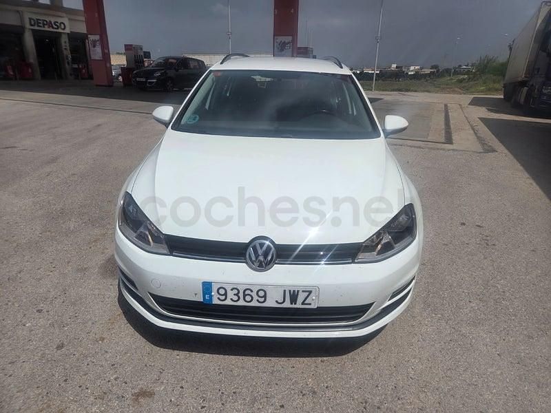 Usado VW Golf VII Advance 115 CV (84 kW) 2017 Blanco Familiar