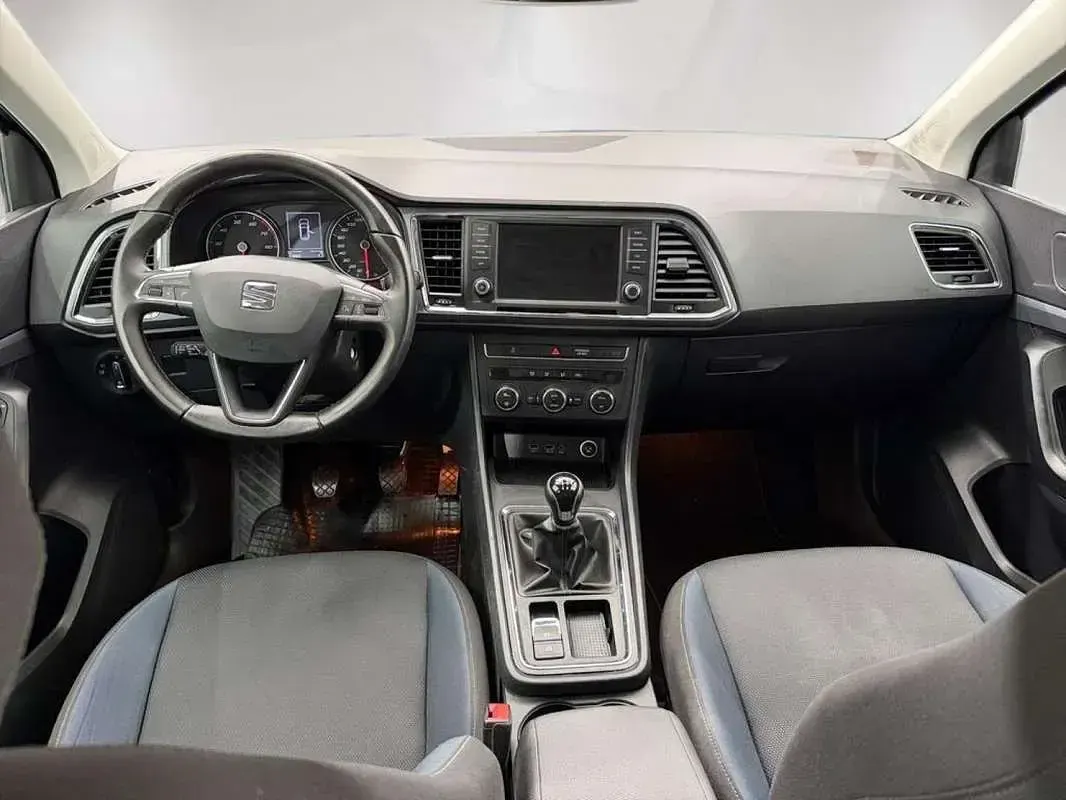 Usado Seat Ateca Ecomotive 116 CV (85 kW) 2016 Azul SUV