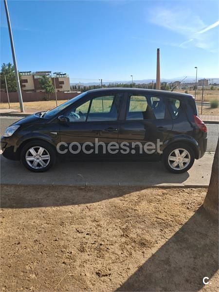 Negro Usado 2008 Renault Scénic II Dynamique Monovolumen | 2950 € (Precio justo) - Imagen 1/4