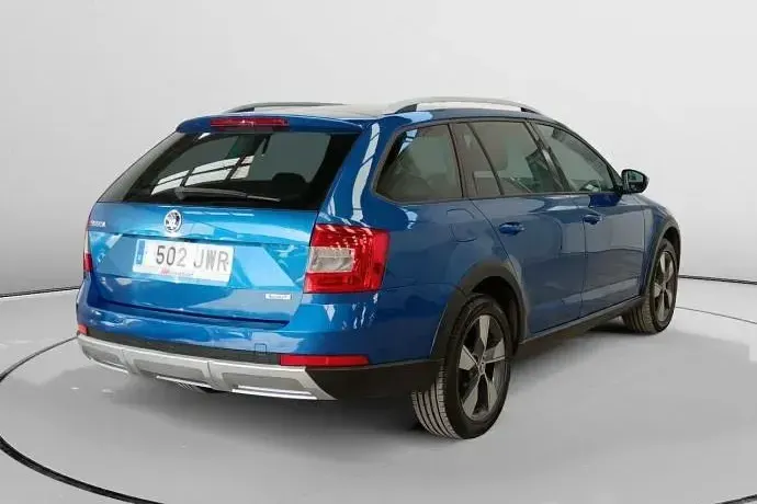 Usado Skoda 105 184 CV (135 kW) 2017