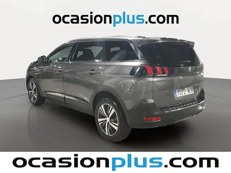 Usado Peugeot 5008 Allure 130 CV (95 kW) 2023 Gris SUV