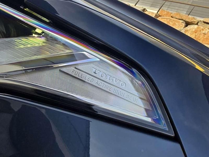 Usado Volvo XC90 Inscription 455 CV (334 kW) 2021 Azul SUV