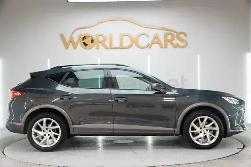 Usado Cupra Formentor 150 CV (110 kW) 2022 Gris / plata SUV