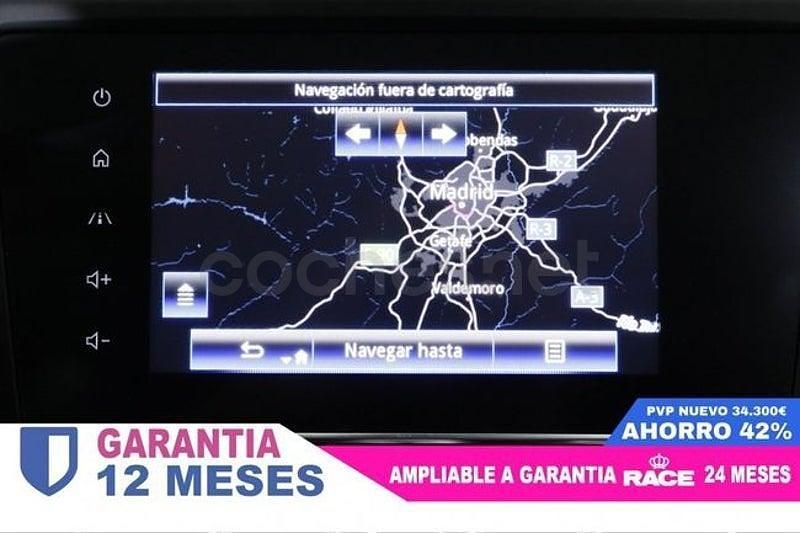 Usado Renault Kadjar Techno 140 CV (102 kW) 2022 Gris / plata SUV