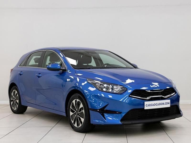 Azul Usado 2025 Kia Ceed Utilitario | 18.500 € (Buen precio) - Imagen 1/3