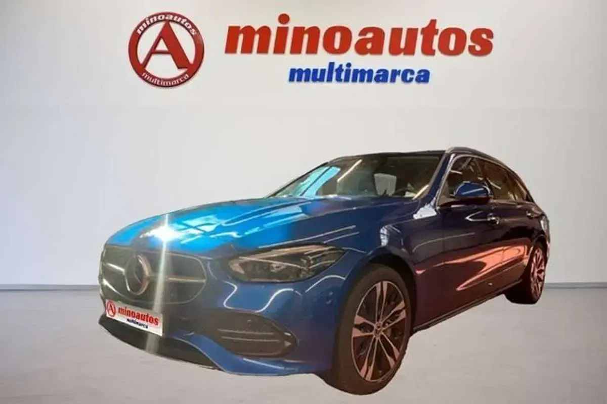 Usado Mercedes C300 313 CV (230 kW) 2023 Azul Familiar