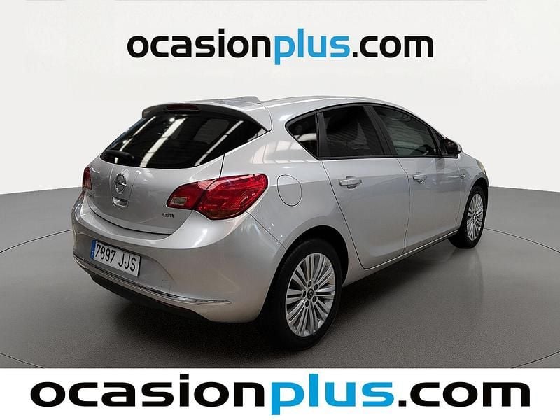 Usado Opel Astra Selective 110 CV (80 kW) 2015 Gris