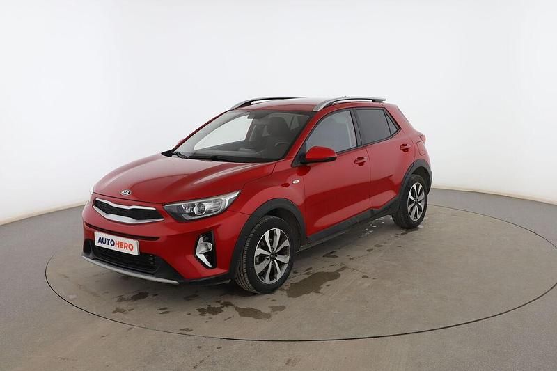 Usado Kia Stonic 101 HP (74 kW) 2020 Vermelho SUV