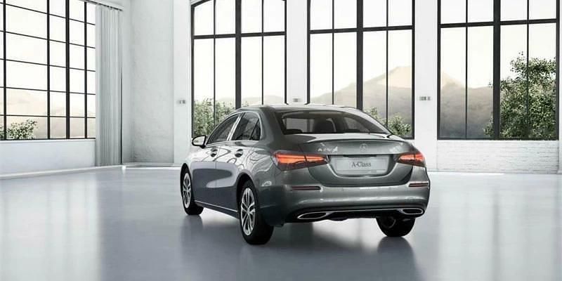 Nuevo Mercedes A250 218 CV (160 kW) 2025 Gris Berlina