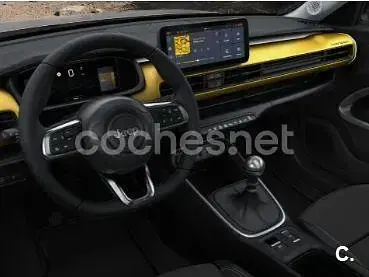Usado Jeep Avenger 100 CV (73 kW) 2023 Negro SUV