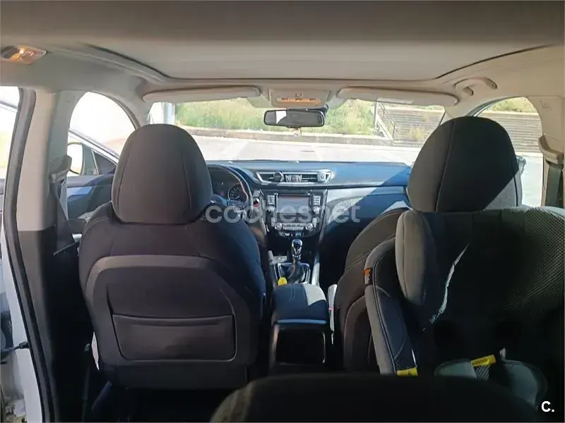 Usado Nissan Qashqai N-Connecta 115 CV (84 kW) 2017 Blanco SUV