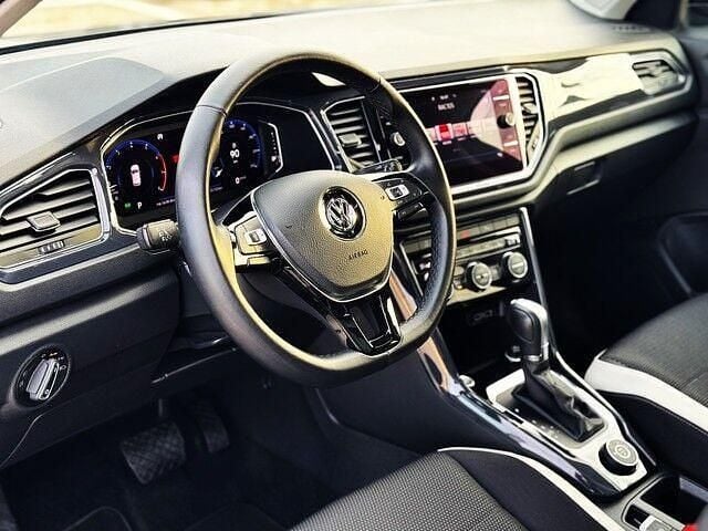 Usado VW T-Roc Sportline 190 CV (139 kW) 2019 Gris / plata SUV