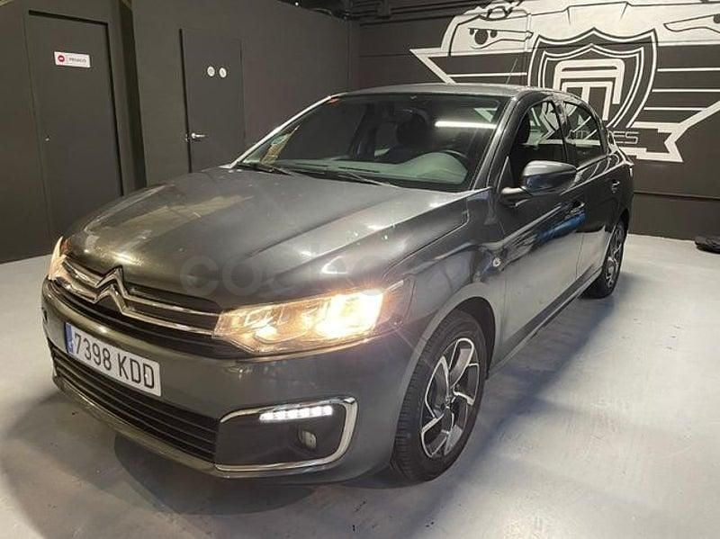 Usado Citroën C-Elysee I PureTech 82 CV (60 kW) 2017 Gris / plata Berlina