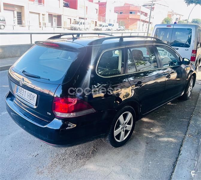 Usado VW Golf VI Advance 105 CV (77 kW) 2011 Negro Utilitario
