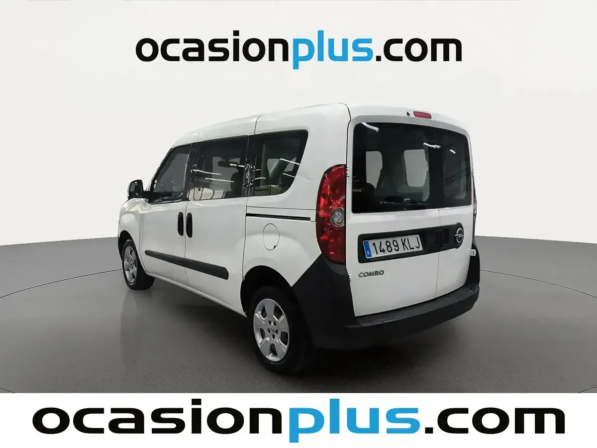 Usado Opel Combo Expression 95 CV (69 kW) 2018 Blanco Monovolumen