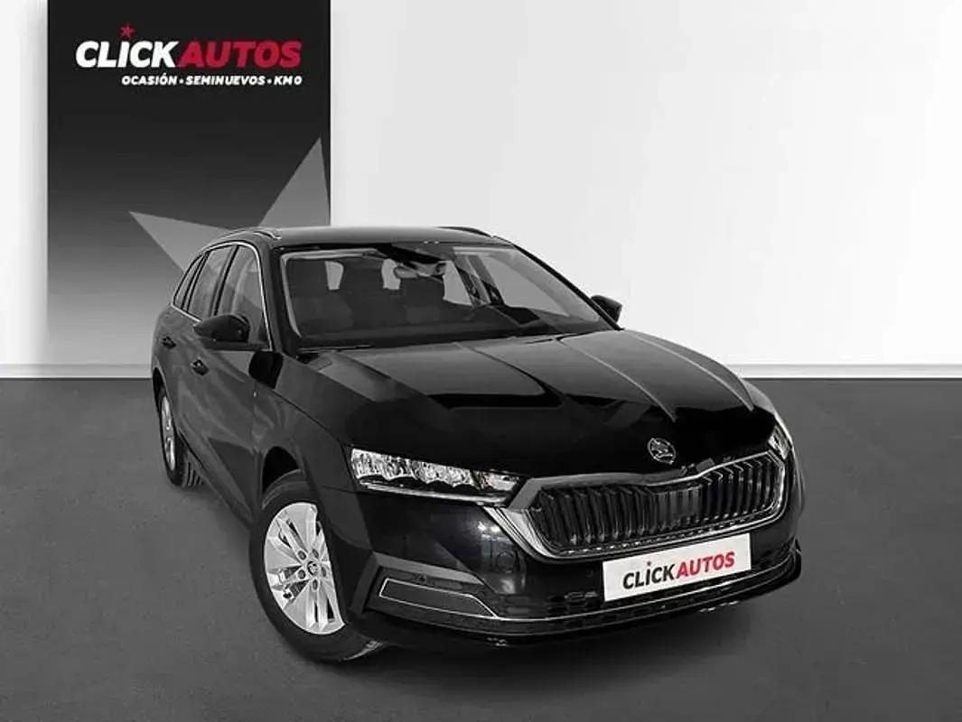 Usado Skoda Octavia Ambition 116 CV (85 kW) 2024 Negro Utilitario