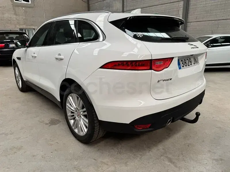 Usado Jaguar F-Pace Prestige 300 CV (220 kW) 2016 Blanco SUV