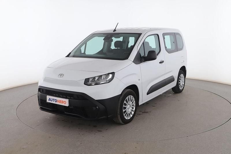 Blanco Usado 2024 Toyota Proace Verso City Familiar | 21.999 € (Un poco caro) - Imagen 1/3