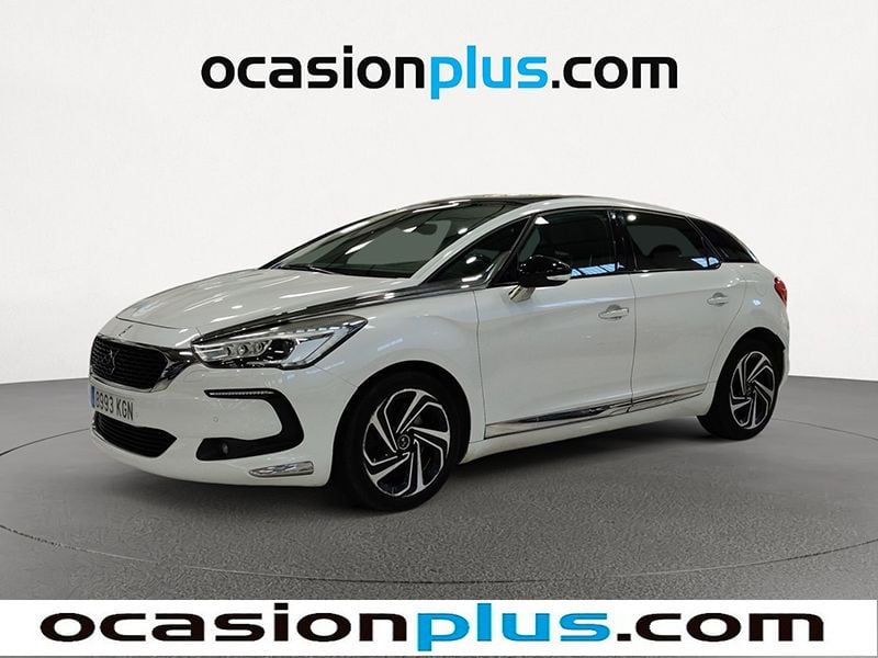 Blanco Usado 2018 DS Automobiles DS5 Style Utilitario | 13.773 € (Precio justo) - Imagen 1/4