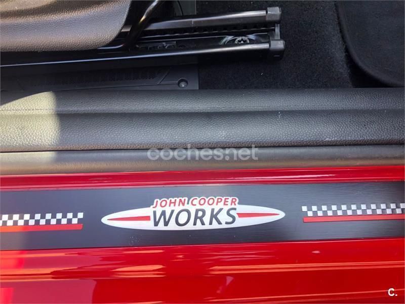 Usado Mini Cooper Cabriolet 136 CV (100 kW) 2017 Rojo Descapotable