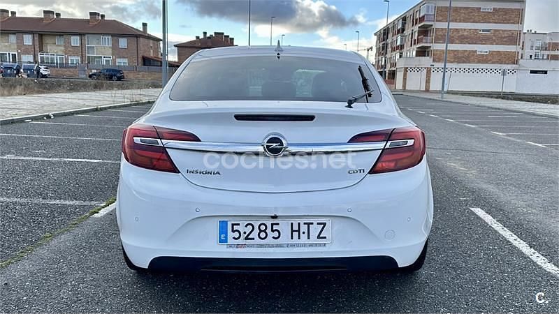 Usado Opel Insignia Excellence 163 CV (119 kW) 2013 Blanco Berlina