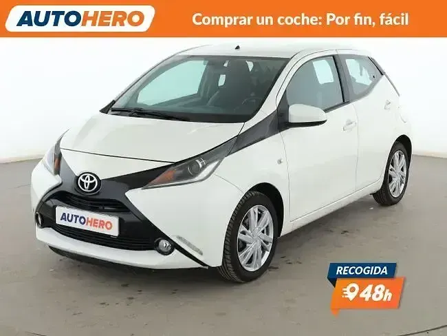 Usado Toyota Aygo X-play 70 CV (51 kW) 2015 Utilitario