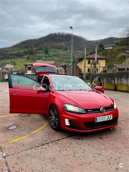 Usado VW Golf VII GTD 184 CV (135 kW) 2016 Rojo Berlina