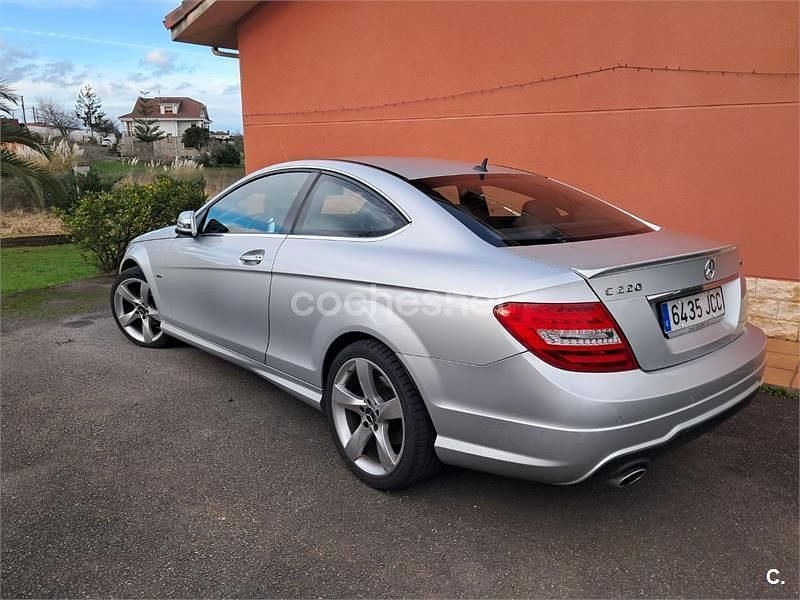 Gris / plata Usado 2015 Mercedes C220 Edition 1 Coupe | 19.000 € (Buen precio) - Imagen 1/4