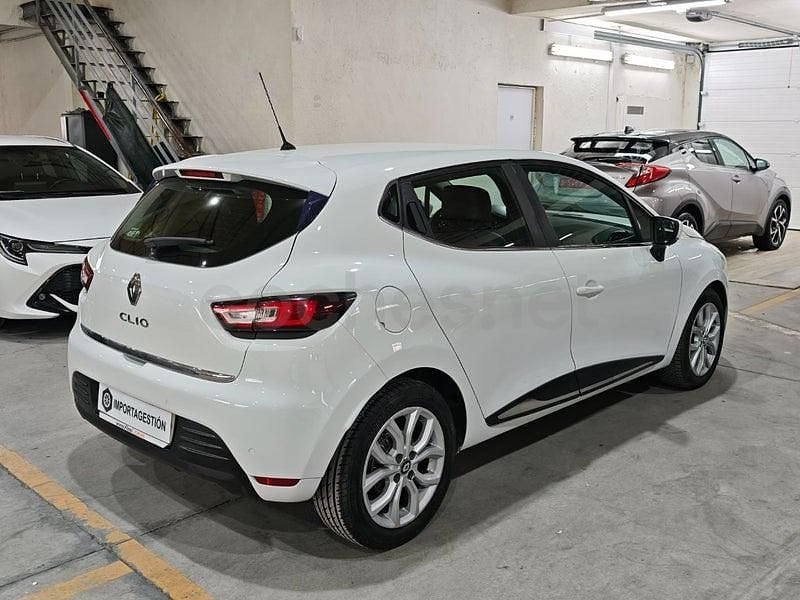 Usado Renault Clio IV Zen 120 CV (88 kW) 2017 Blanco Berlina